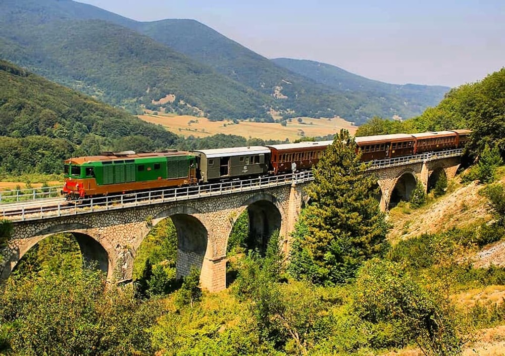 In Viaggio sulla Ferrovia dei Parchi