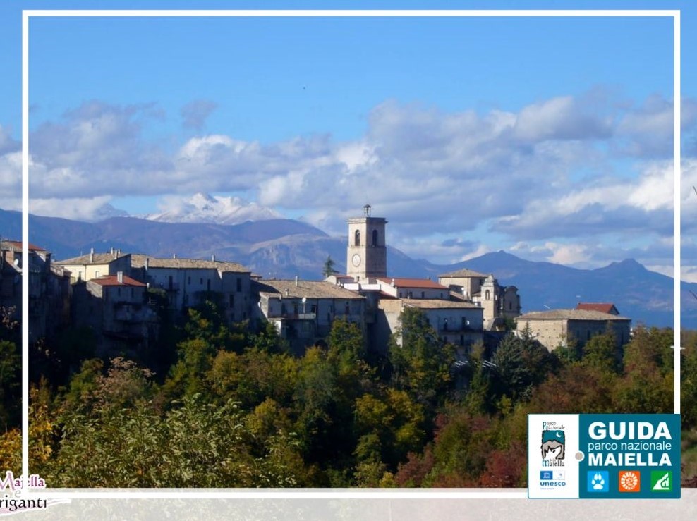 Passeggiata tra i vicoli del borgo di Roccamorice a lume di stelle. 